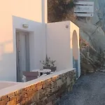 Διαμέρισμα Happy Days &
